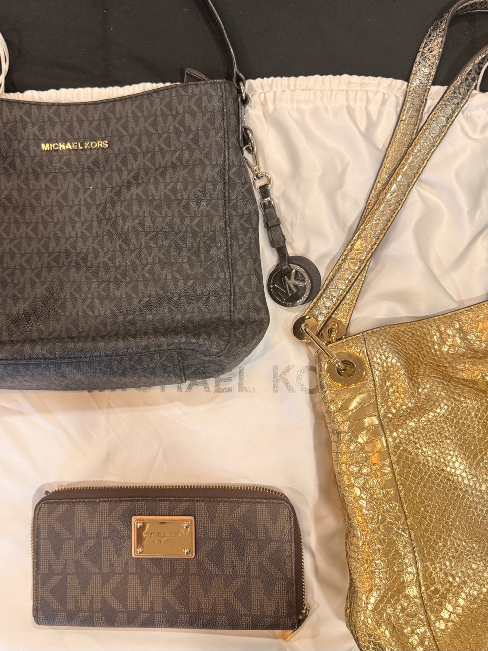 Michael Kors bundle! Raven Shoulder Bag Crossbody Wallet MK
